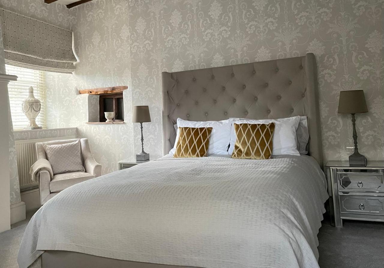 Old Daltongate House Bed and Breakfast Ulverston Buitenkant foto