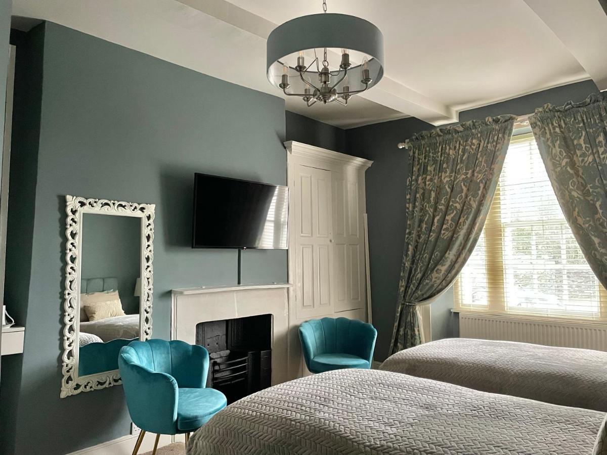 Old Daltongate House Bed and Breakfast Ulverston Buitenkant foto