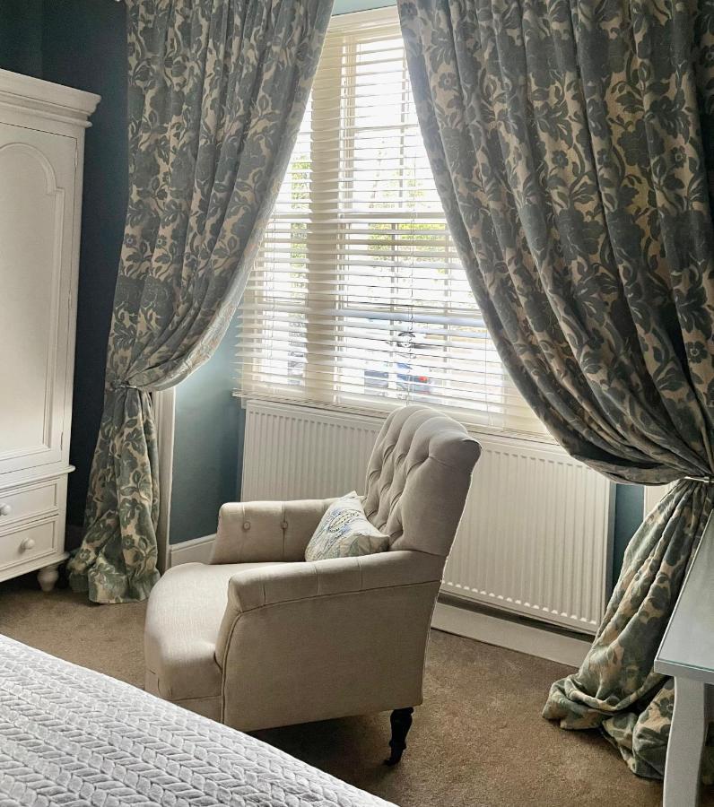 Old Daltongate House Bed and Breakfast Ulverston Buitenkant foto